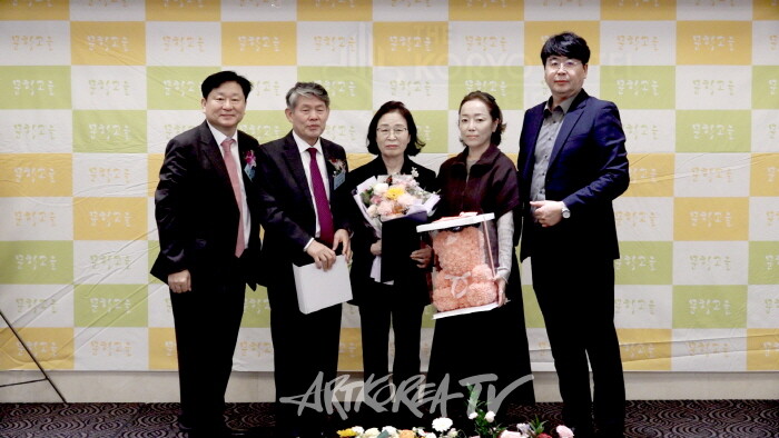 부문별 신인문학상 이애리 시인-사진촬영 김한정 기자