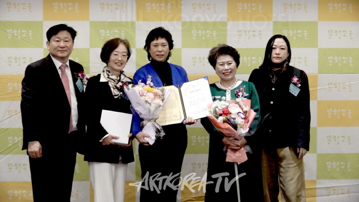 부문별 신인문학상 정하나 시인-사진촬영 김한정 기자