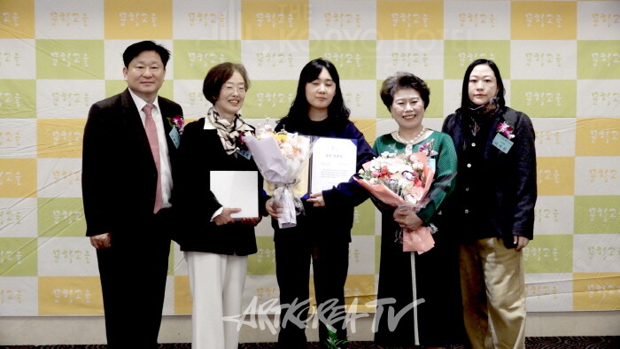 부문별 신인문학상 제성령 시인-사진촬영 김한정 기자