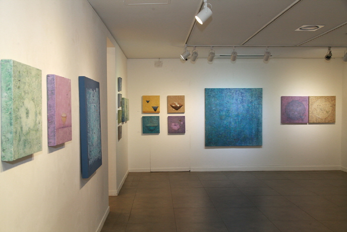 지회숙 작가, 다도의 철학으로 그려낸 마음의 미학-‘허정담아(虛靜淡雅)’ 개인전-사진제공 지회숙 작가