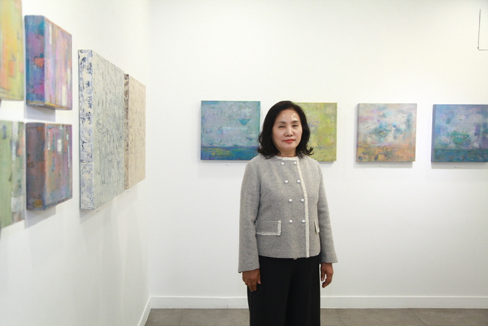 지회숙 작가, 다도의 철학으로 그려낸 마음의 미학-‘허정담아(虛靜淡雅)’ 개인전-사진제공 지회숙 작가