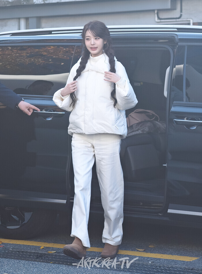 아이더x코스모폴리탄 캐시미어 트레일러 팝업스토어 미디어 행사(장원영)2025.11.16 사진 ⓒ아트코리아방송 이용선 기자