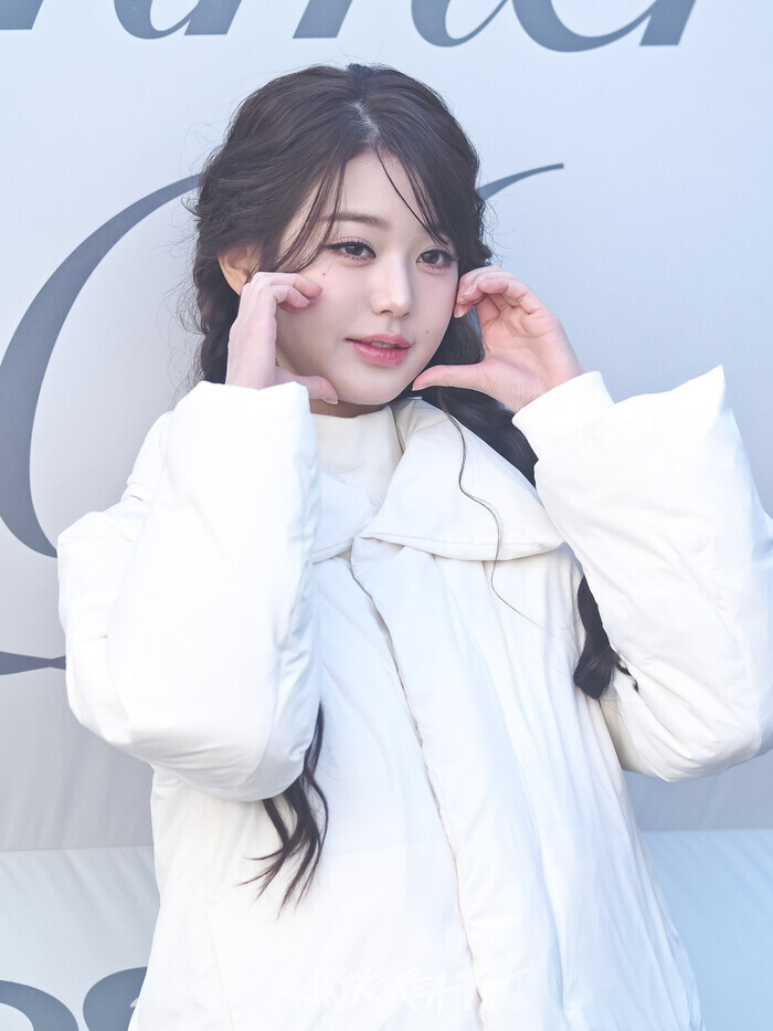 아이더x코스모폴리탄 캐시미어 트레일러 팝업스토어 미디어 행사(장원영)2025.11.16 사진 ⓒ아트코리아방송 이용선 기자