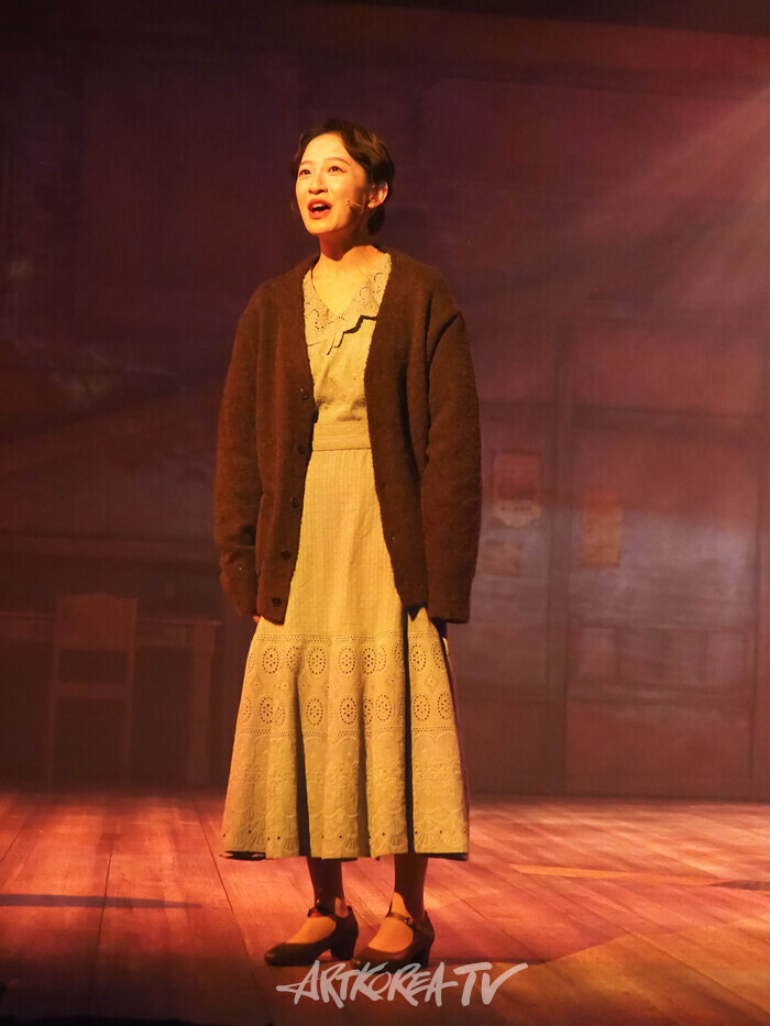 [AK화보] 전혜주-김리현, 세인트 아이브스의 여름 (버지니아 울프)