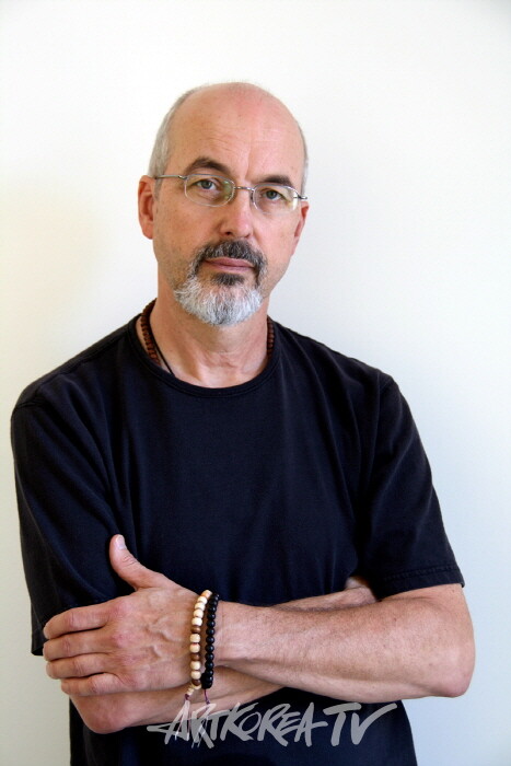 비디오 아트의 거장 빌 비올라, 향년 73세로 별세