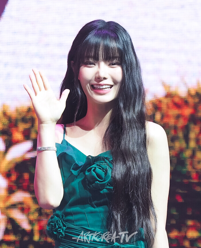 [AK포토] 피프티 피프티 키나, 틀에 얽매이지 않는 매력 (러브튠)