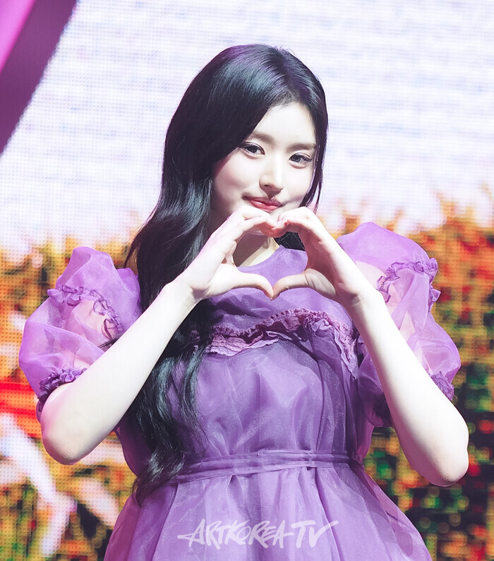 [AK포토] 피프티 피프티 아테나, 보랏빛 향기 (러브튠)