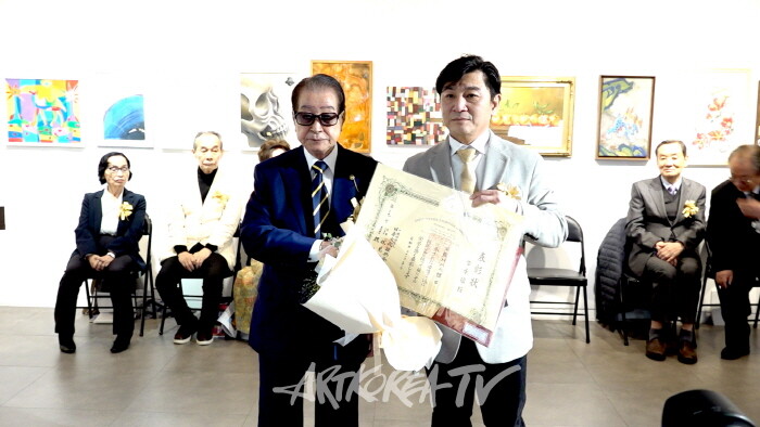 2024 제46회 국제 H. M. A 예술제 '아트코리아방송 이승근 관장-한일 HMA 문화공로 표창장' 수상