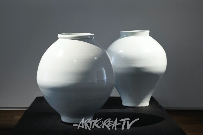 권대섭 개인전 'Reduction 돌아오는' & 황지해 'When the water rises 물이 오를 때'