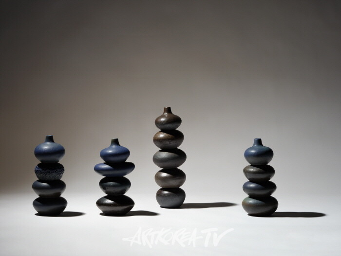 [김진아 미술평론]인간의 내면과 사회적 관계를 포용하는 제주의 돌