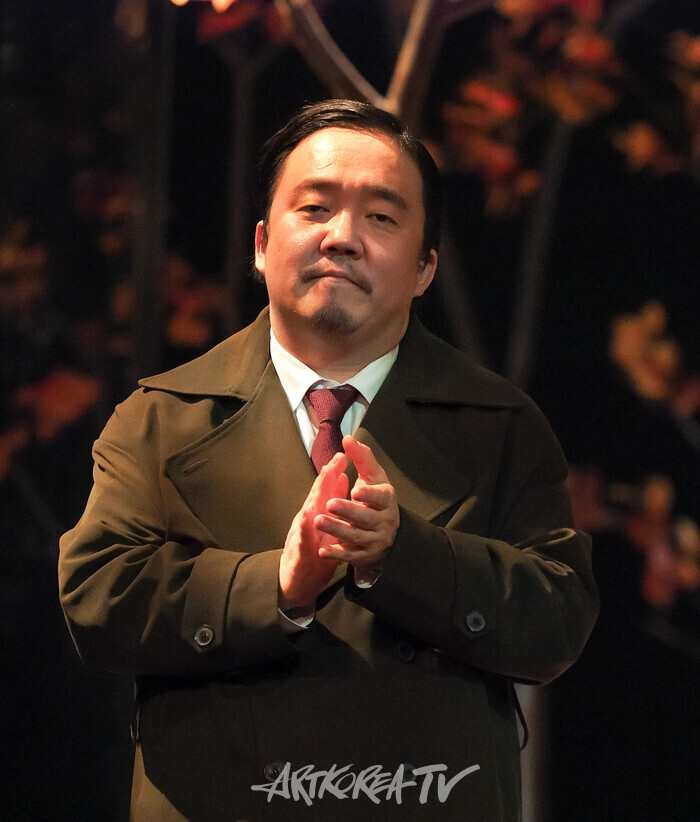 [AK포토] 구도균, 에이미 실종 사건을 수사하는 형사 피크 (붉은 낙엽)