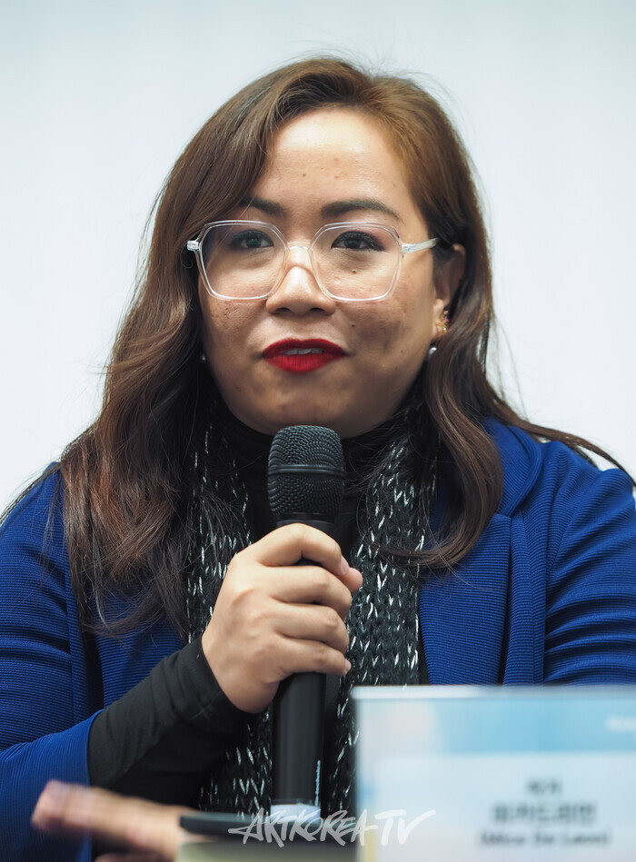 [AK포토] 미카 드 리언 작가 