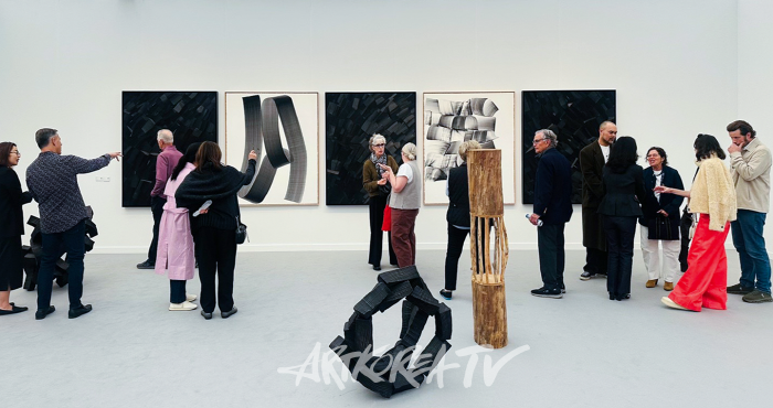 조현화랑, ‘프리즈 LA 2025’서 이배·키시오 스가 작품 성공적 판매 기록