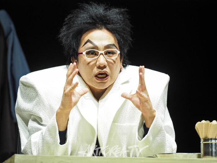 [AK포토] 이승우-구본혁, '병원이더래요' (코믹)