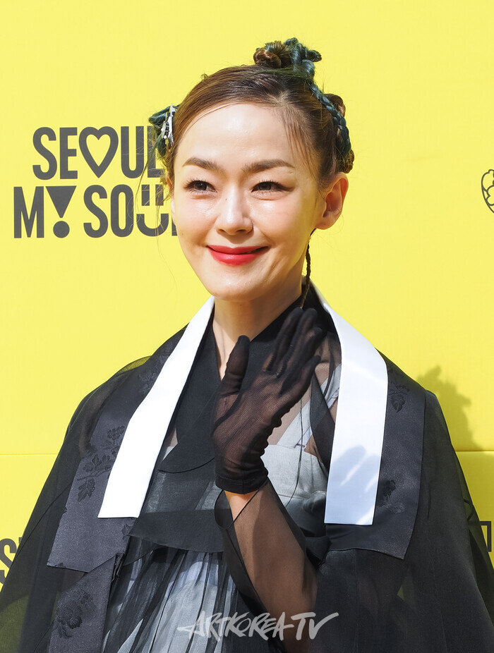 [AK포토] 자우림 김윤아, 환한 미소