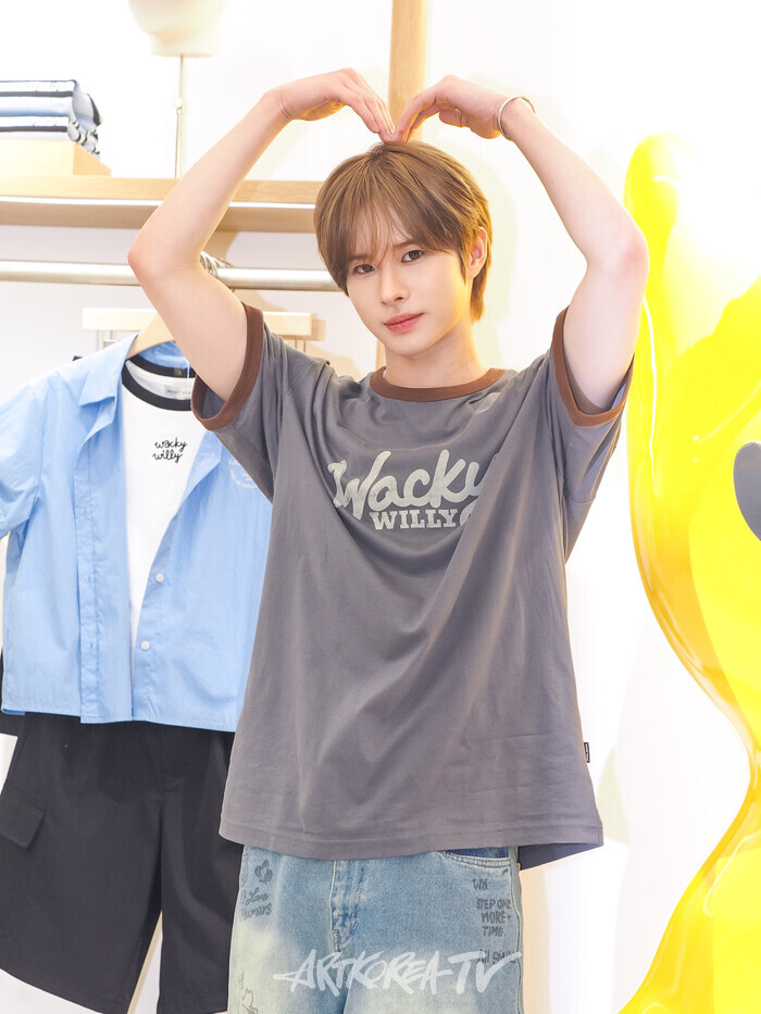 [AK포토] 투어스(TWS) 경민, 청춘 대세돌 막내