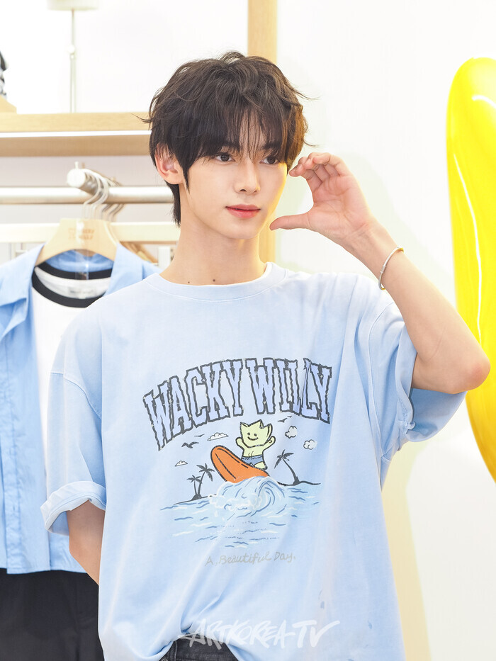 [AK포토] 투어스(TWS) 한진, 순정만화 청량돌