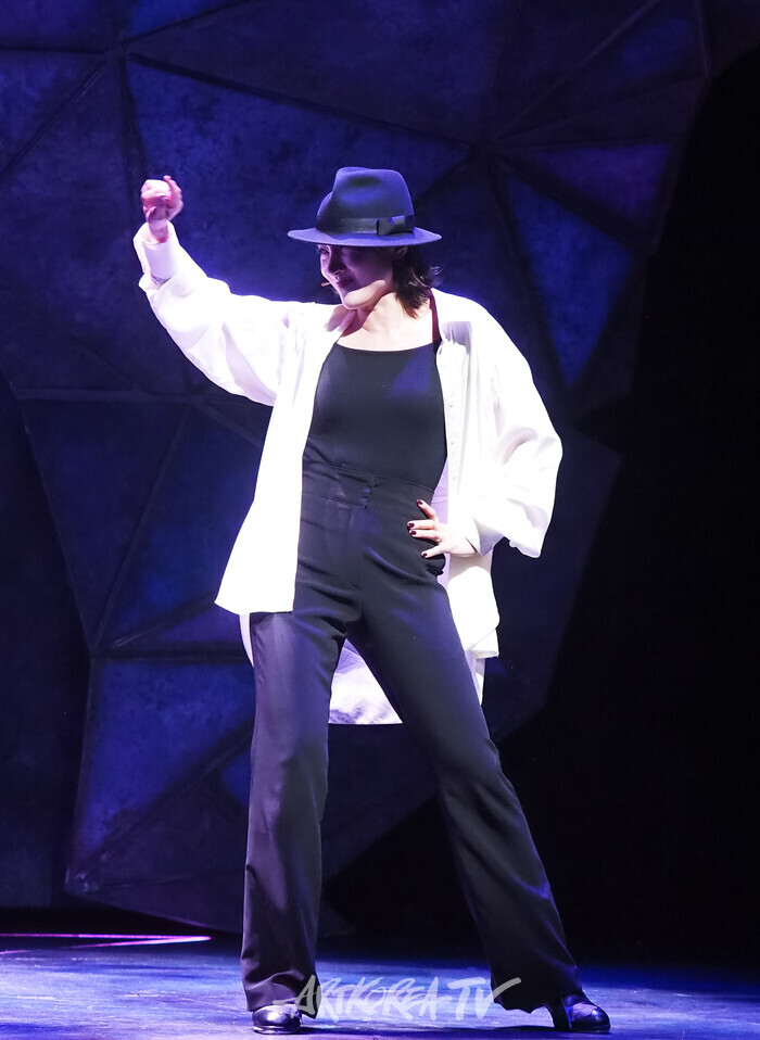 [AK화보] 김지우-전수미, 허밍버드(Humming Bird)