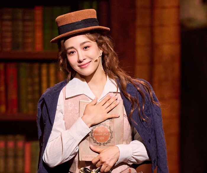 [AK초점] 금기의 시대를 깨다 ... 뮤지컬 '레드북'이 재현한 자기서사의 미학