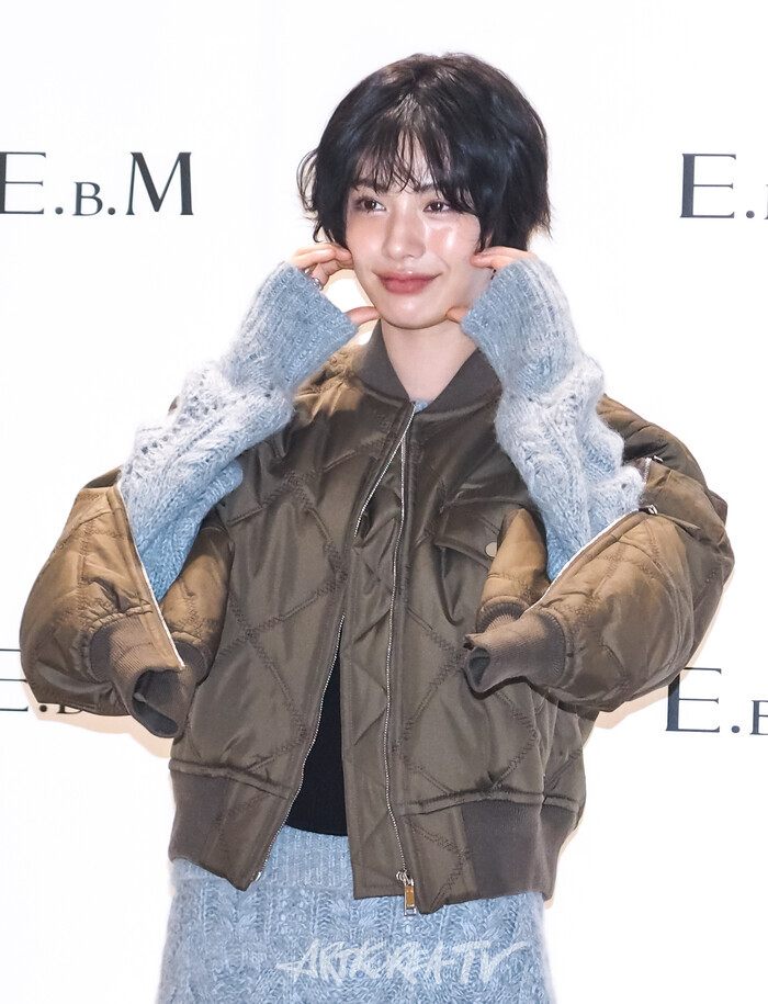 [AK포토] 나나, 가을에 더 빛나는 화사함