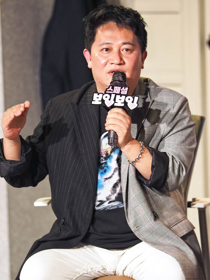 [AK포토] 손남목 연출 